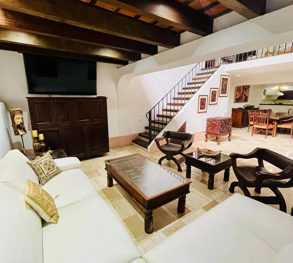 Cozy 2 Bedroom Suite With Jacuzzi In Antigua Guatemala - Prime Location - Ela Suite Apartment
