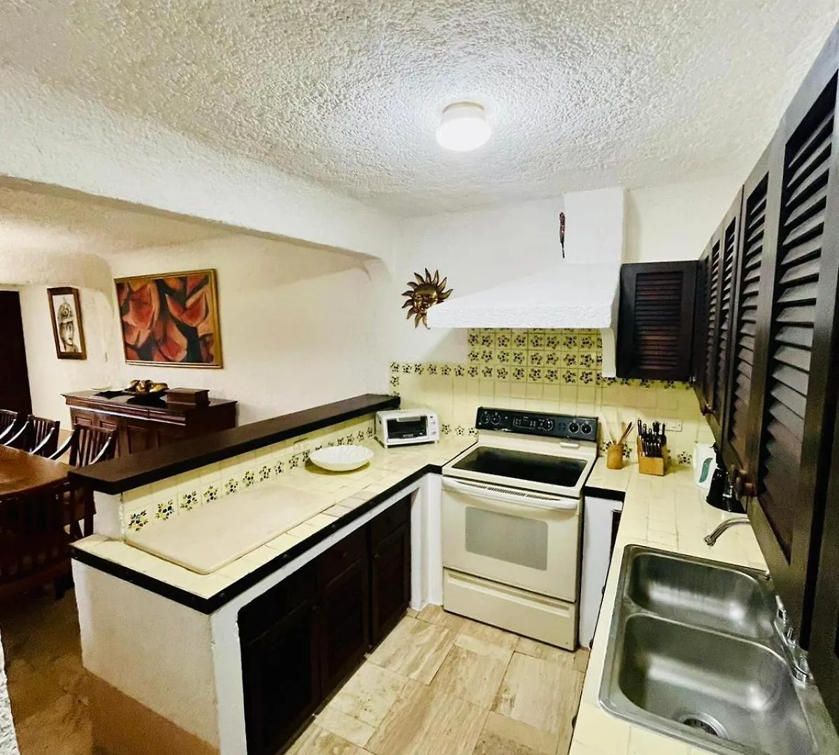 Apartment Cozy 2 Bedroom Suite With Jacuzzi In Antigua Guatemala - Prime Location - Ela Suite